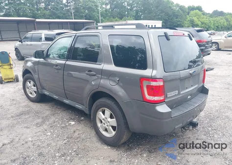 2012 Ford Escape Xlt z USA, uszkodzony, nr VIN 1FMCU0D77CKC81856